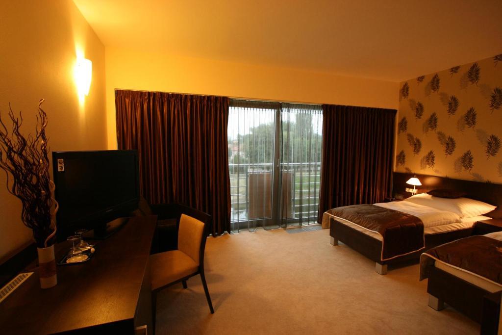 ניטרה Hotel River חדר תמונה