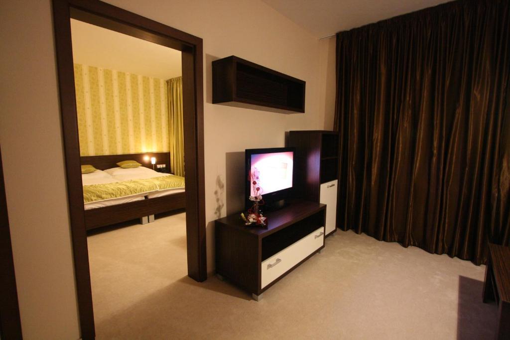 ניטרה Hotel River חדר תמונה
