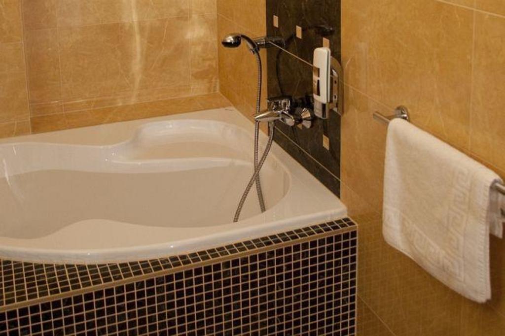 ניטרה Hotel River חדר תמונה